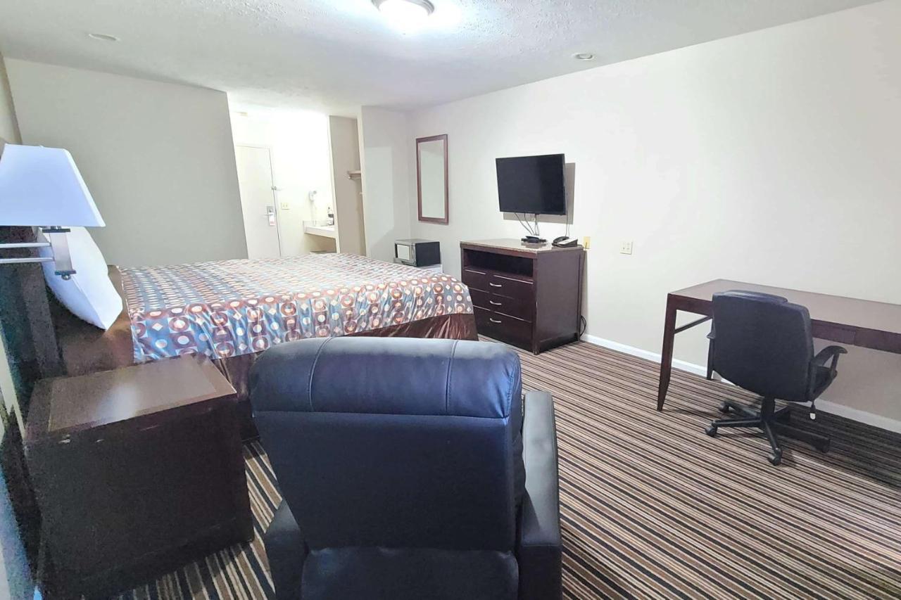 Inn Desoto & 2*